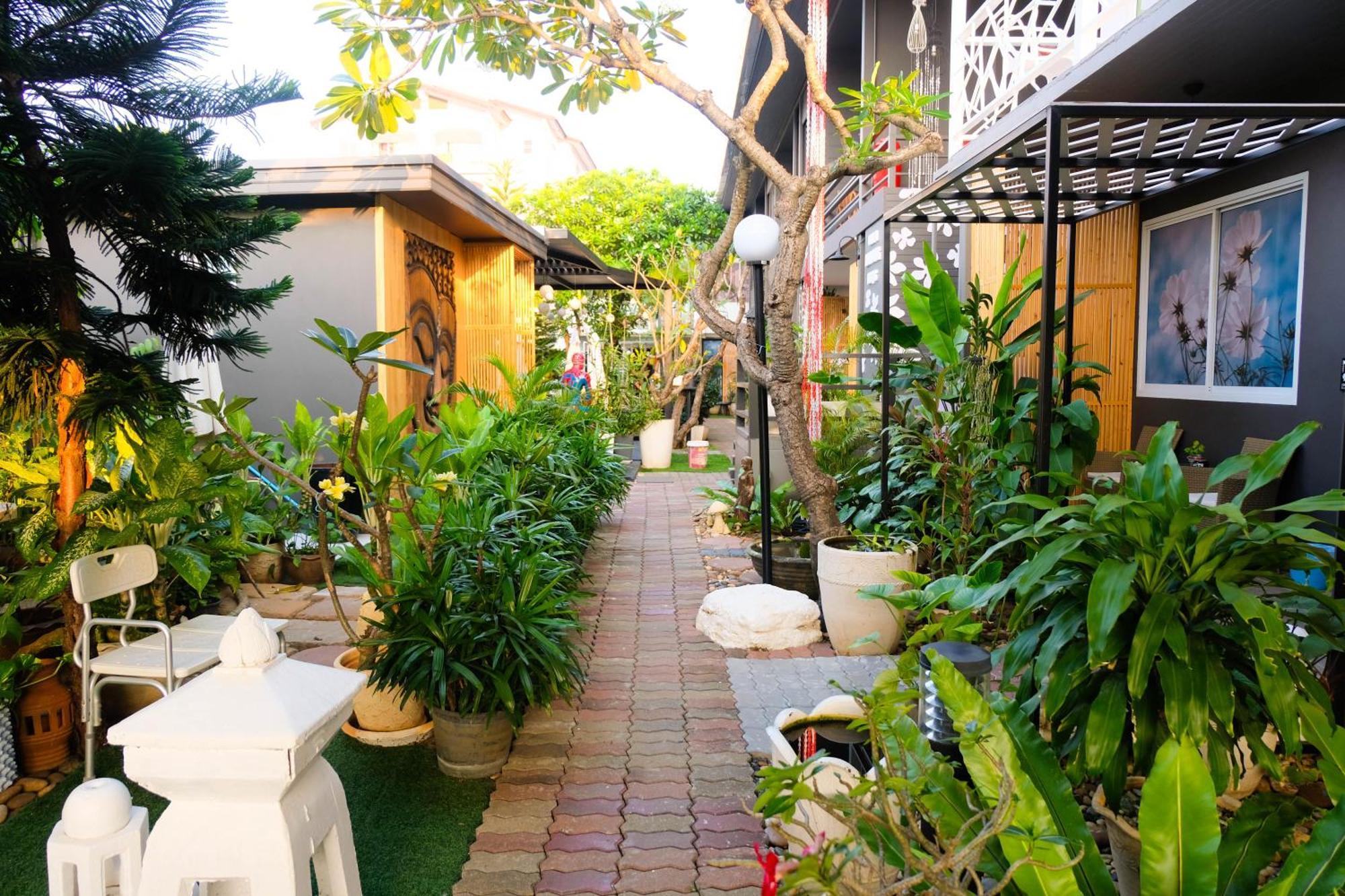 查汶海滩 Baan Poon Garden酒店 外观 照片