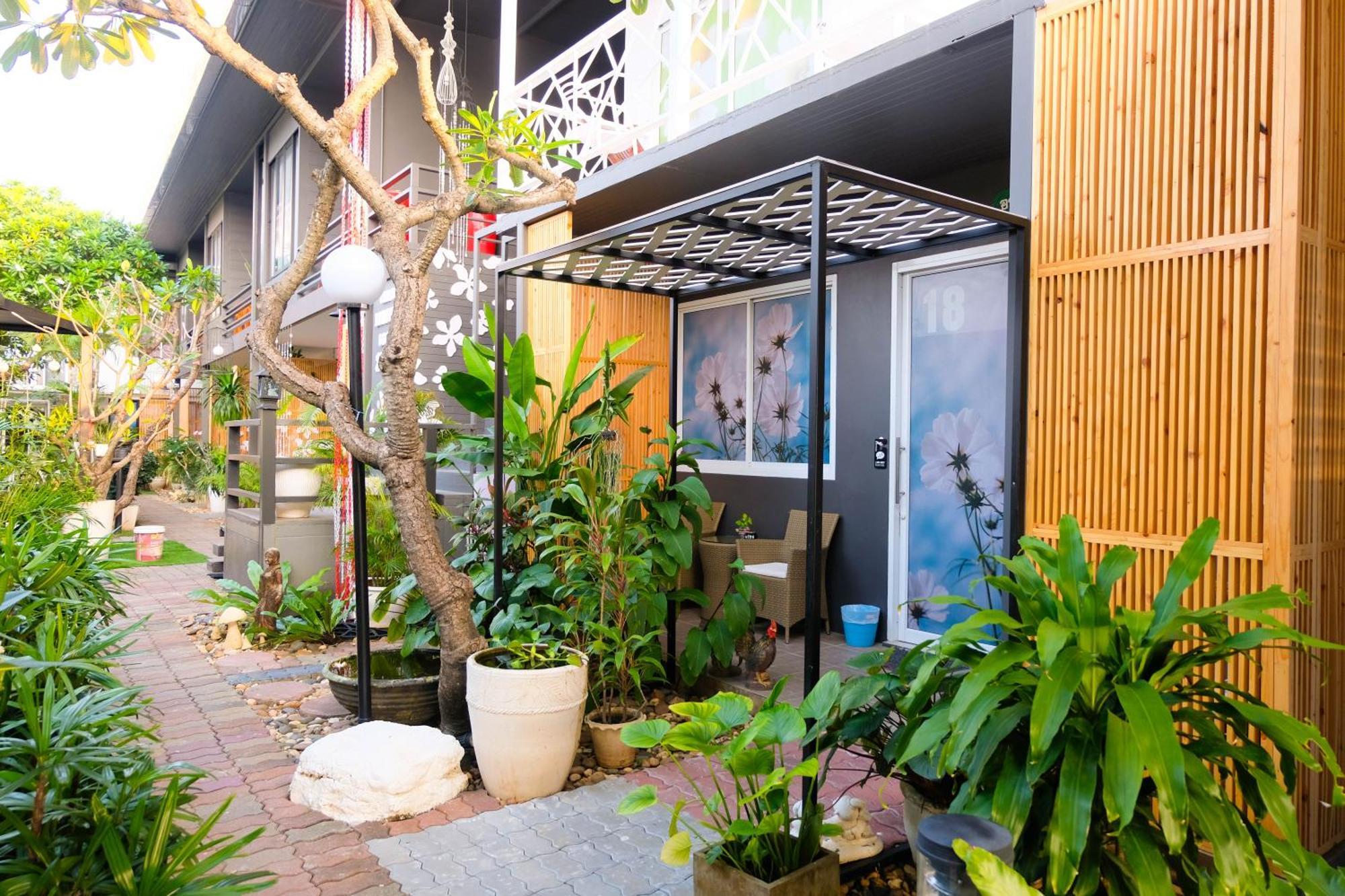 查汶海滩 Baan Poon Garden酒店 外观 照片